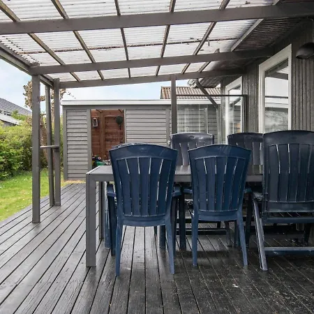 Three-bedroom In Juelsminde 15