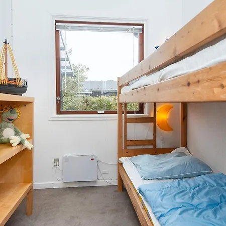 Hébergement de vacances Three-bedroom In Juelsminde 15 *